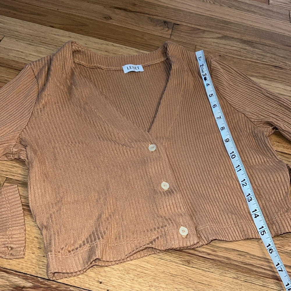 Tan Ribbed Button-Up Crop Top - Picture 8 of 10